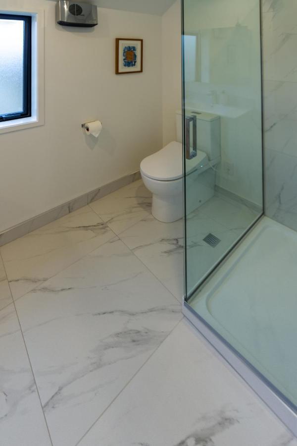 Explore Addington And Cbd 1 Bed W/Carpark Christchurch Bagian luar foto